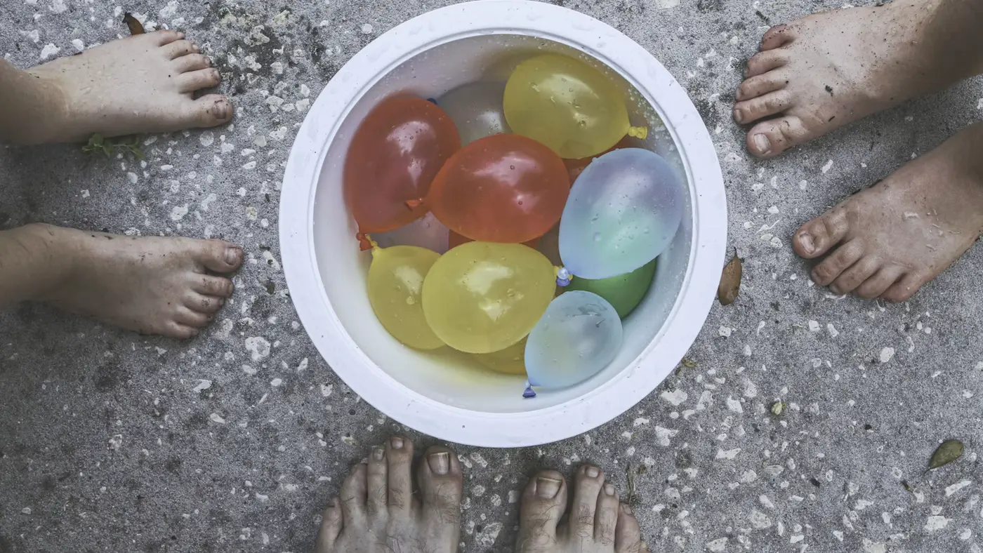 Globos con agua: el hidrocele es líquido acumulado alrededor del testículo